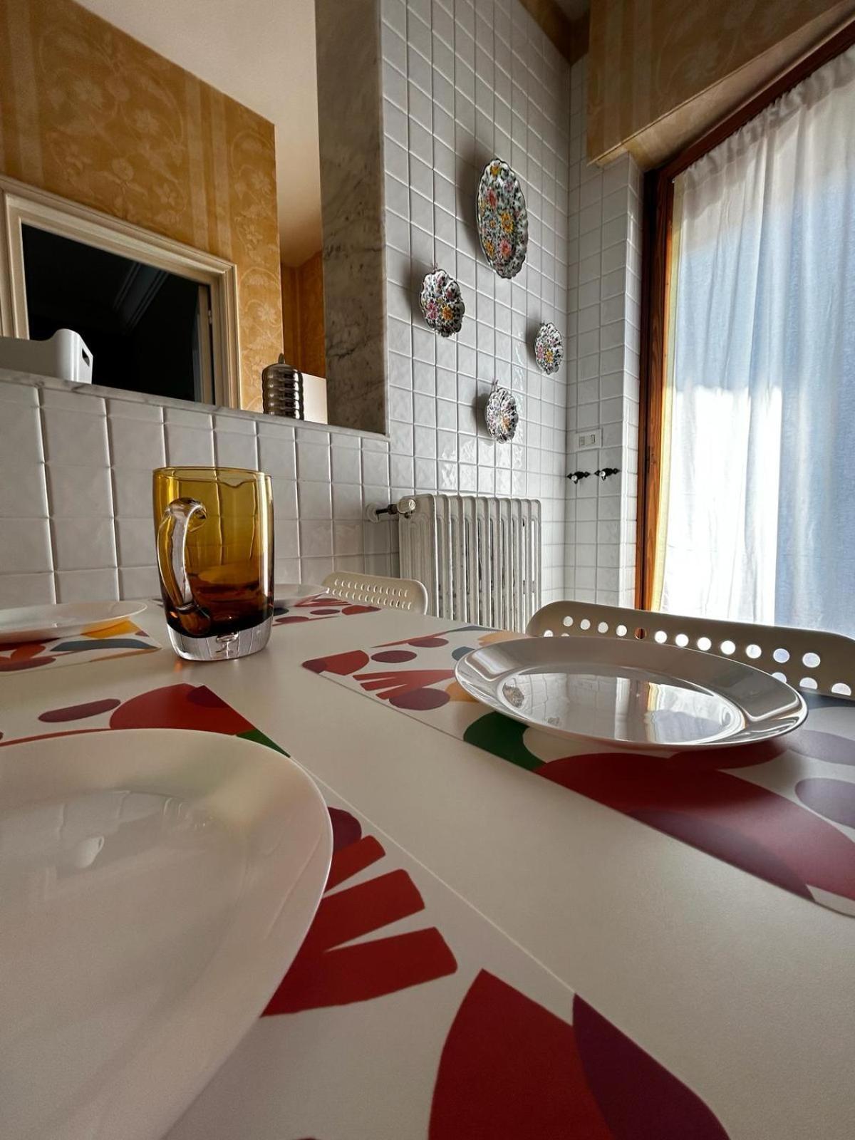 Front Beach Apartment - 3 Bedrooms Bari Ngoại thất bức ảnh
